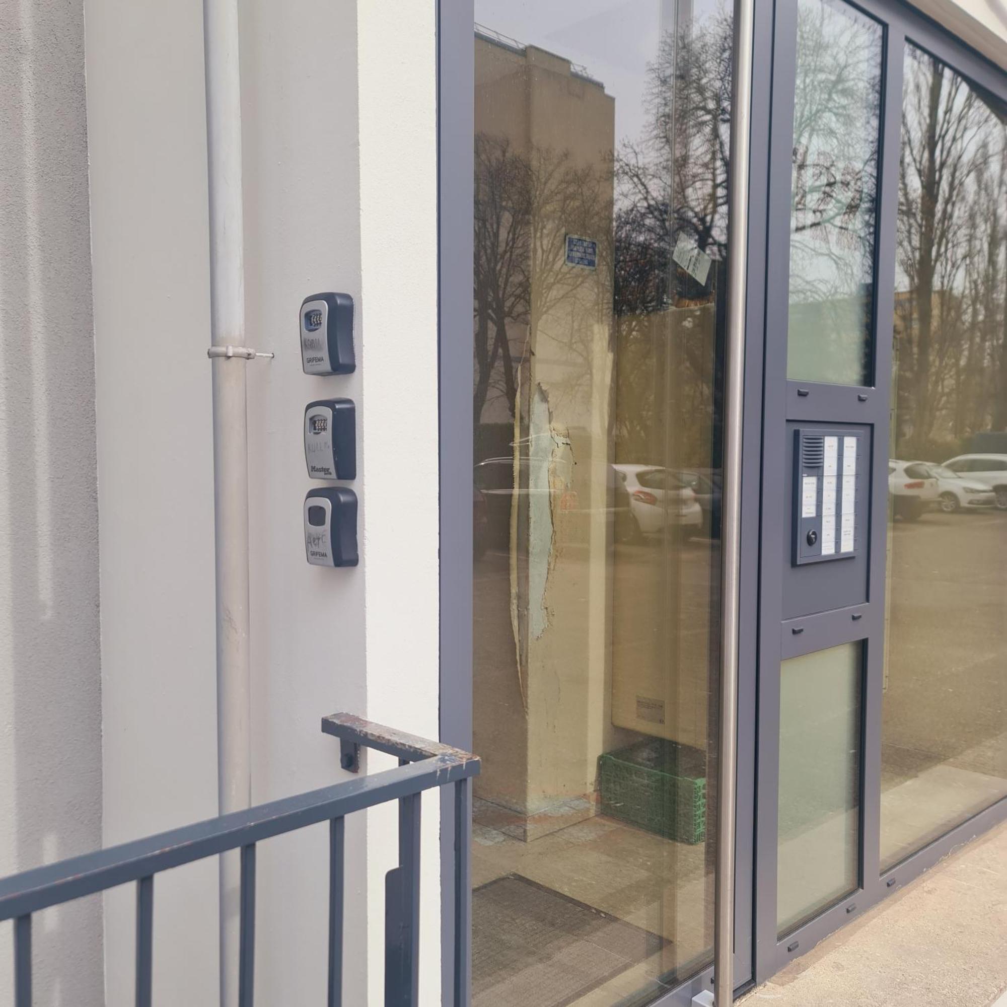 Studio Kaan Avec Terasse 5Mn Basel Airport Saint-Louis  Buitenkant foto
